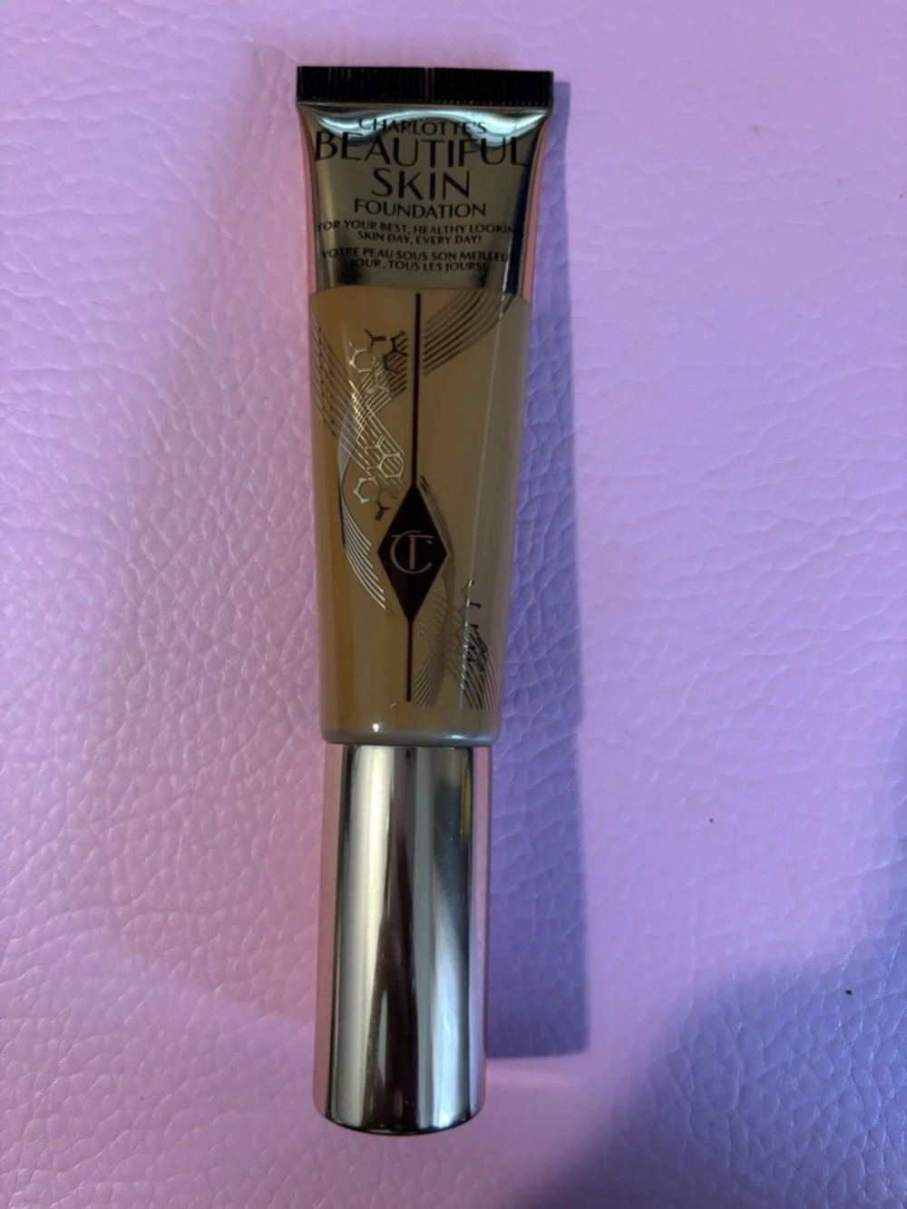 Charlotte Tilbury Beautiful Skin Foundation - Warm Chaud 13